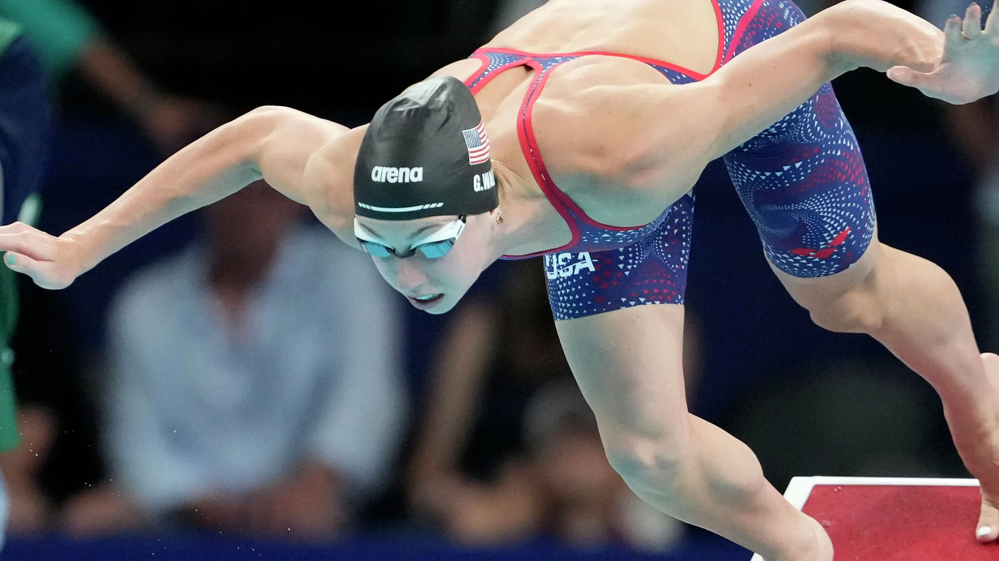 Former CT resident advances to 100 meter free final in Olympics