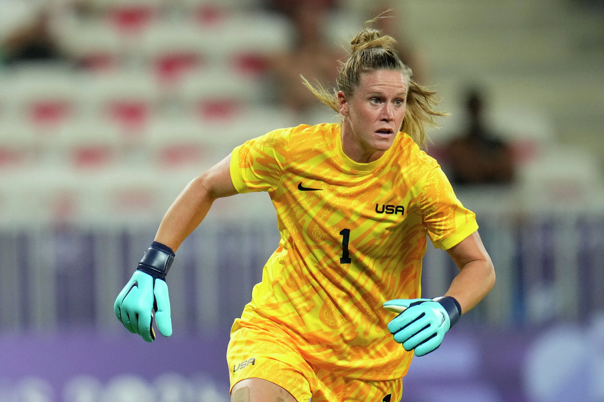 Ex-U.S. soccer goalkeeper, CT native Alyssa Naeher to be honored at Rentschler