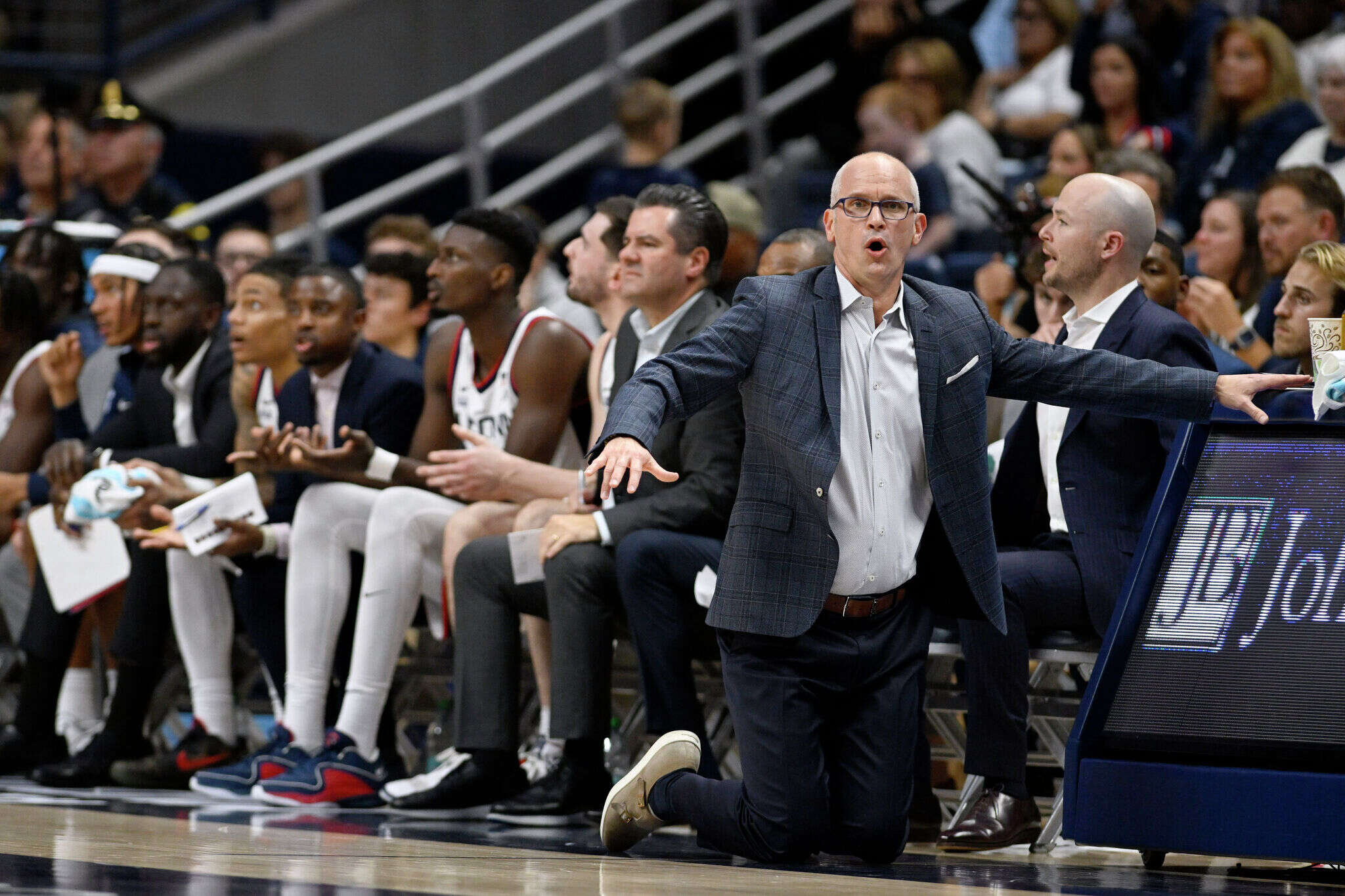 UConn's Aidan Mahaney, Hassan Diarra battling for starting point guard spot