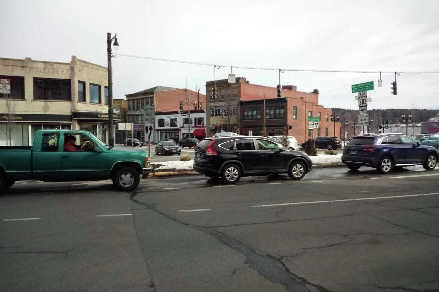 Torrington commission to review of East Main study, residents’ concerns