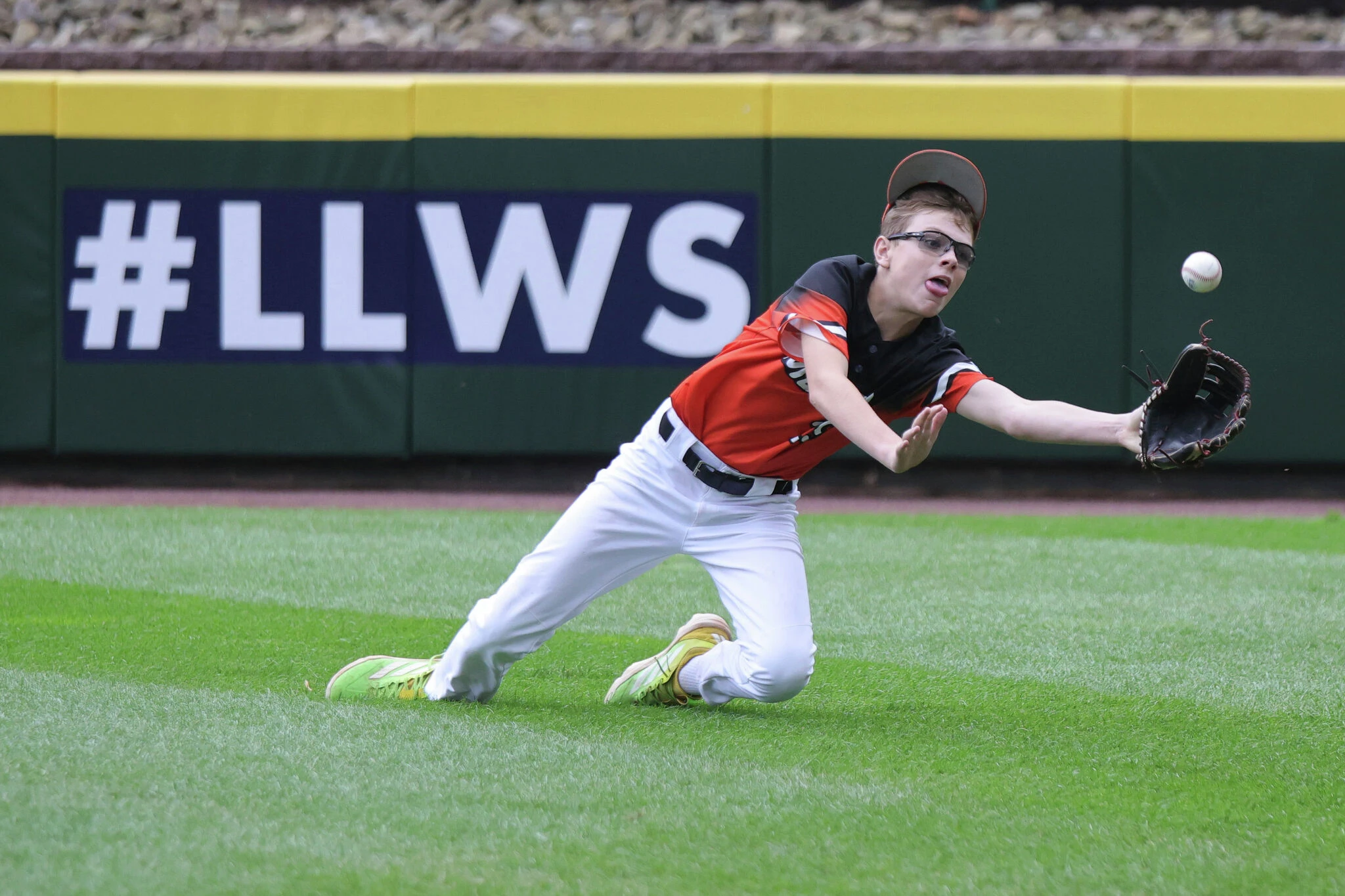 Diving catch lands Fairfield National on ESPN SportsCenter Top 10 Plays