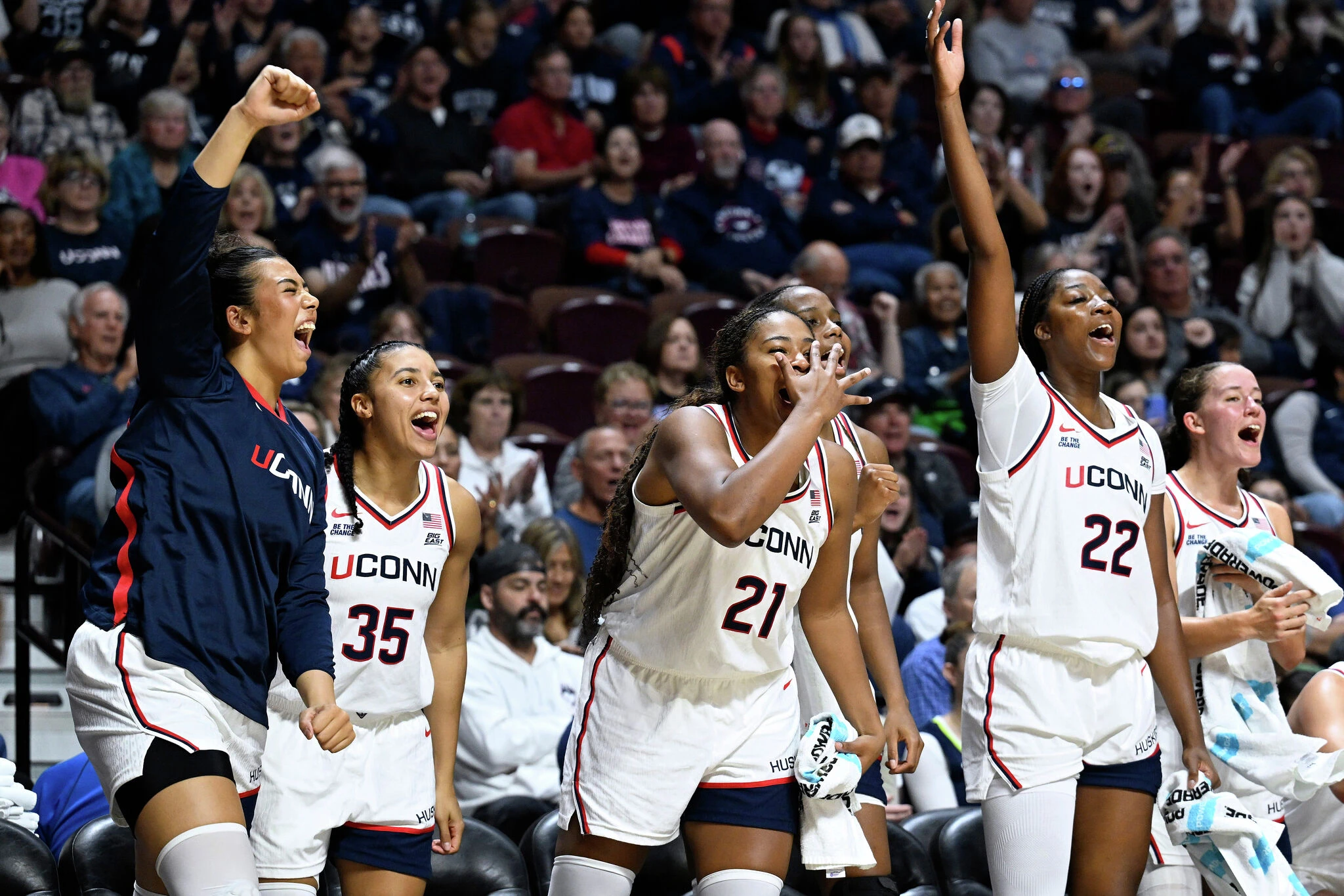 UConn women's basketball trio named to watch list for 2026 Naismith Award