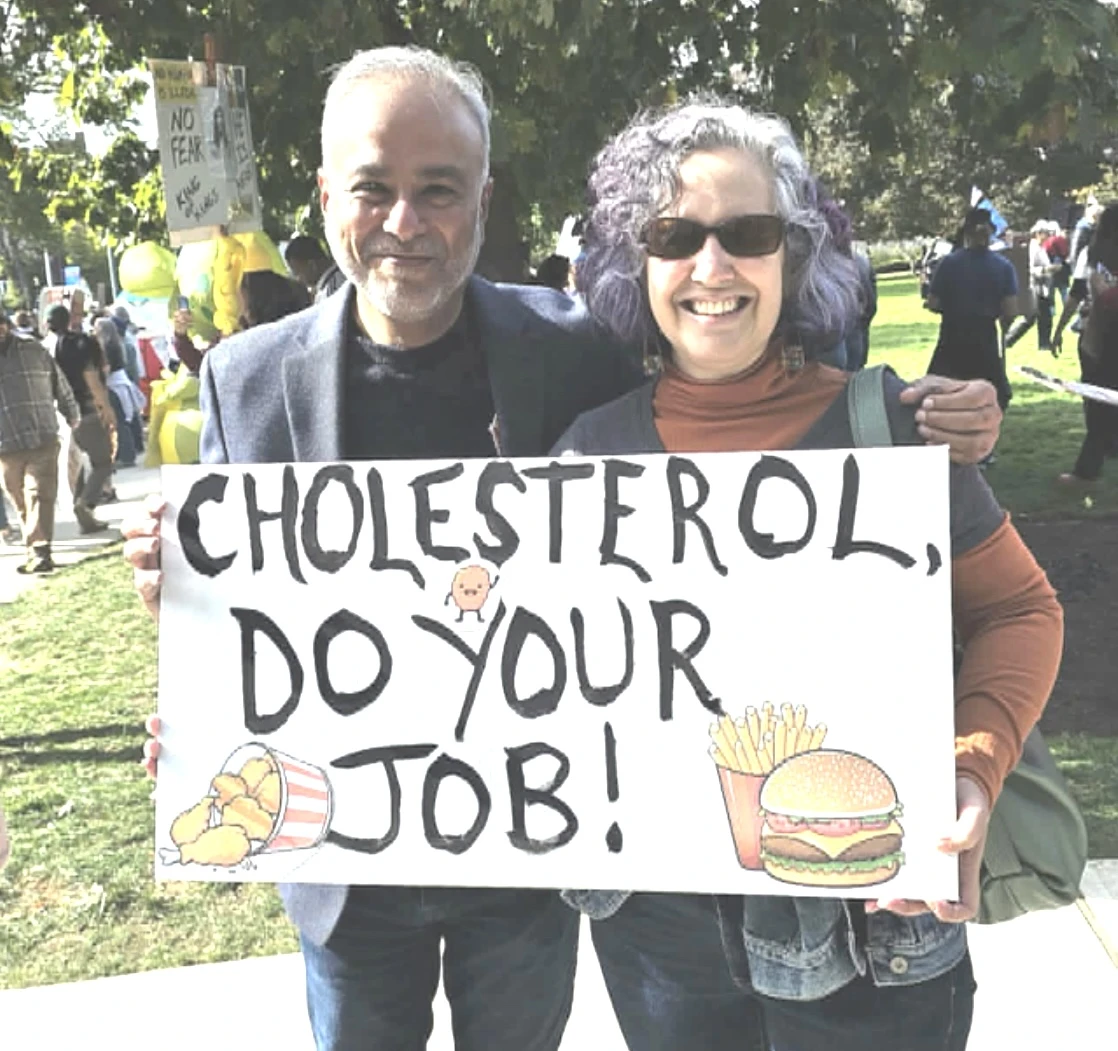 Haar: Lamont suggests CT senator apologize for anti-Trump 'cholesterol' photo