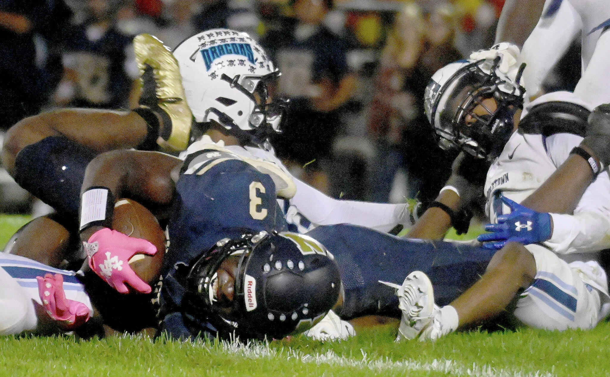 Inside Week 4 of CIAC Football: Four wins, records and bingo cards