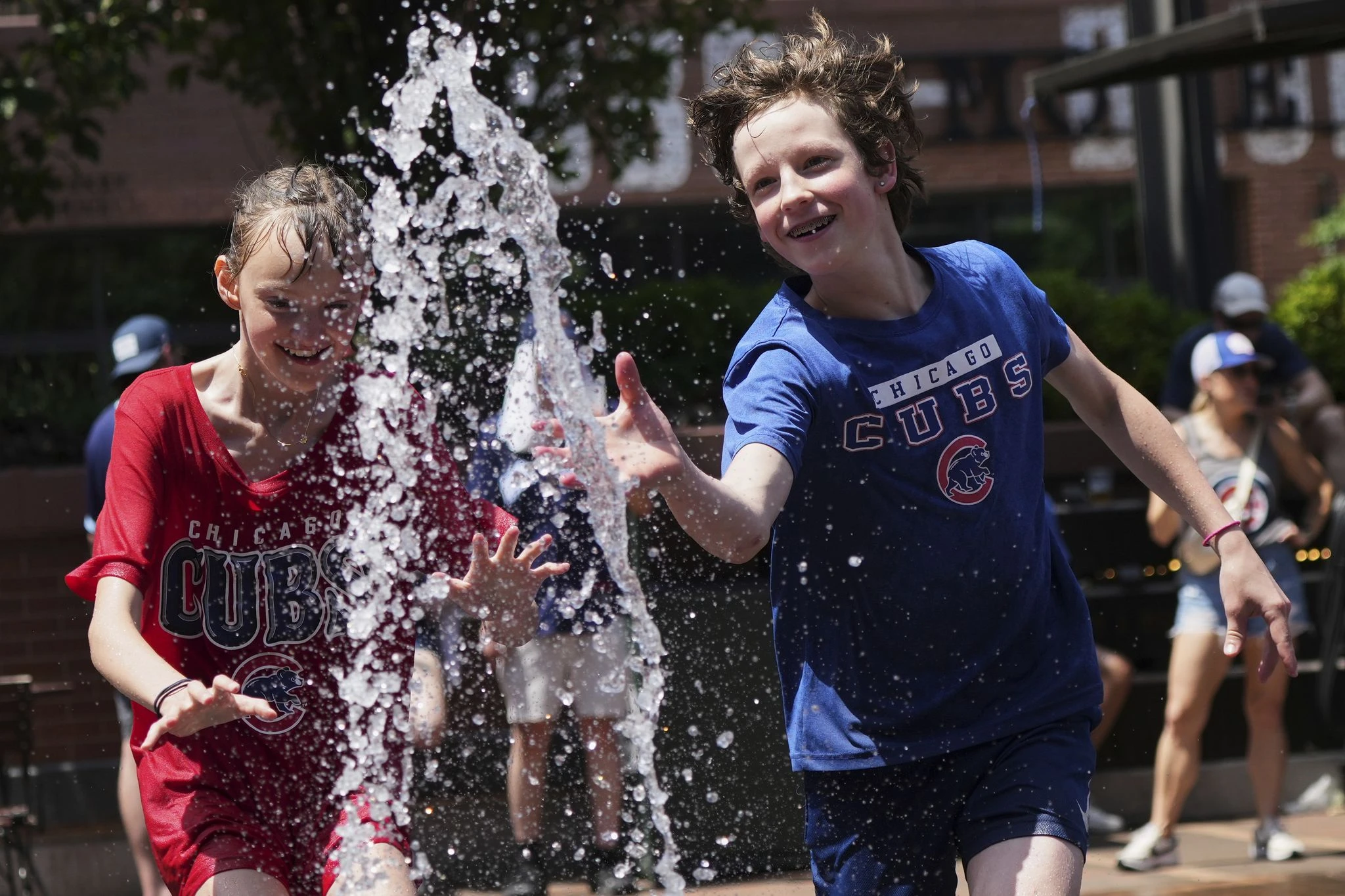 El deporte continúa bajo una ola de calor peligrosa en partes de EE.UU.
