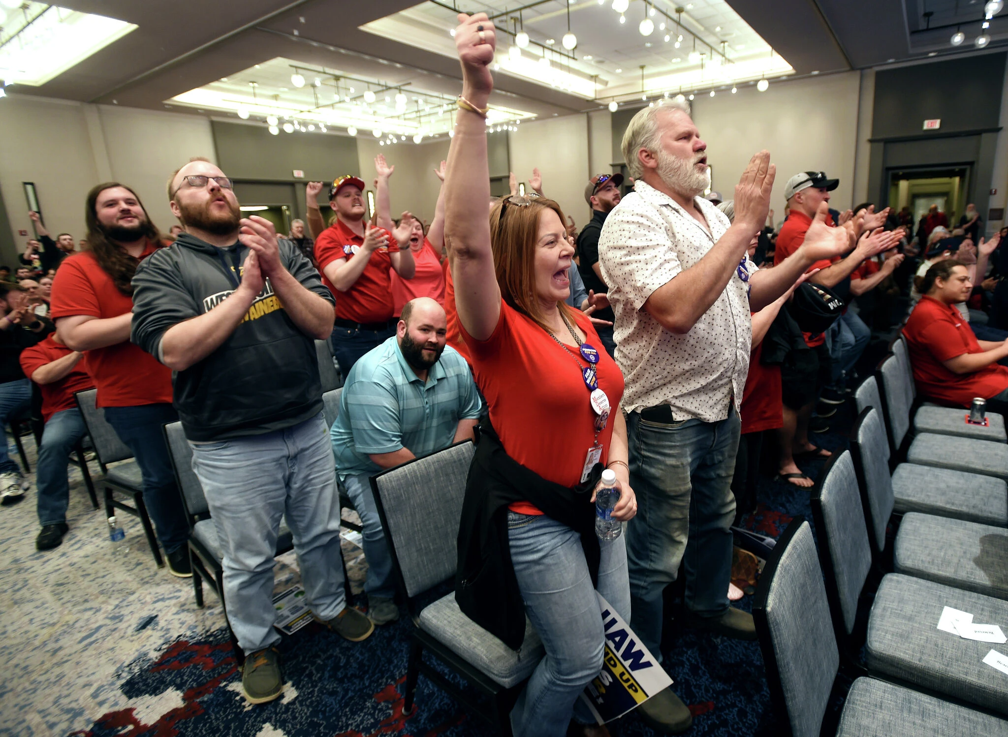 Lamont and Courtney urge UAW and CT's Electric Boat to agree on new contract