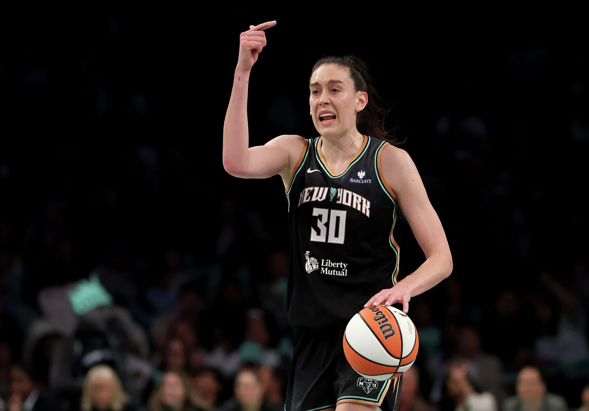 Breanna Stewart matches fellow UConn great Diana Taurasi for WNBA milestone