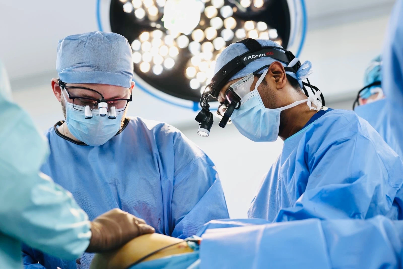 Yale surgeon helps in reconstruction, trains doctors in war-torn Ukraine