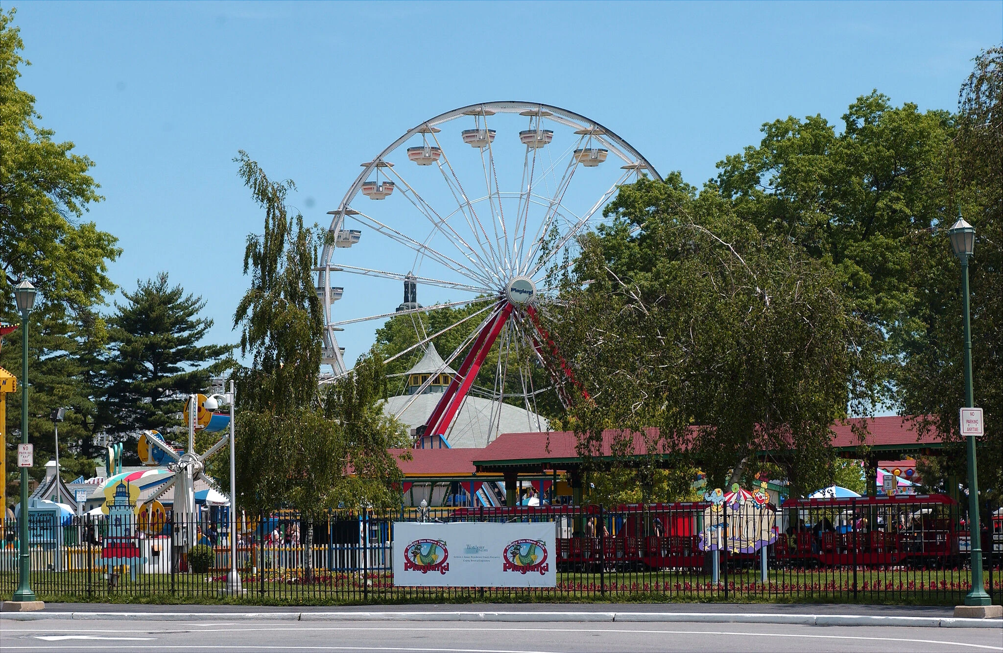 Westchester County issues emergency order to expedite Playland's opening