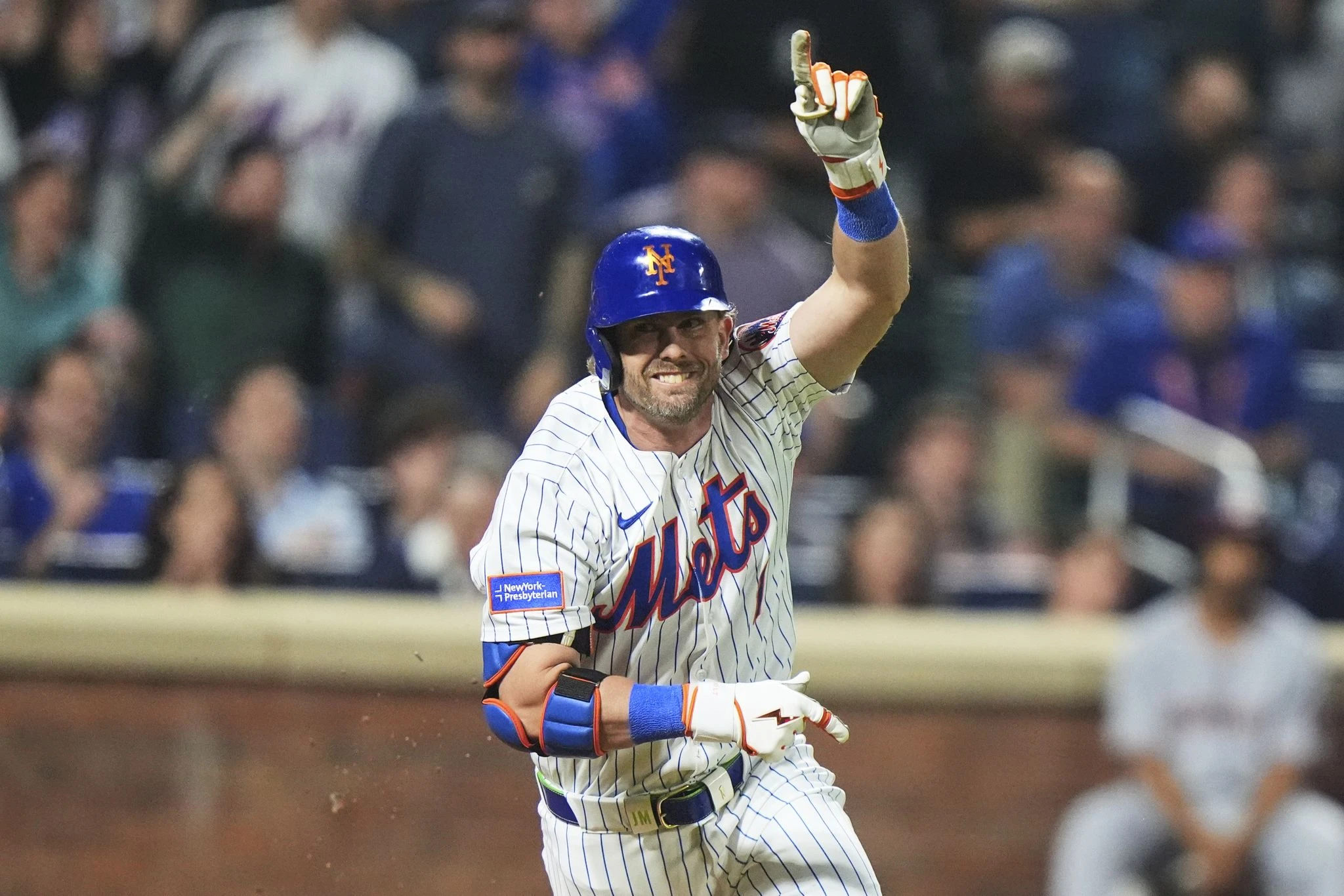 Soto, Alonso and McNeil rally Mets past Nationals 5-4 in 10 innings