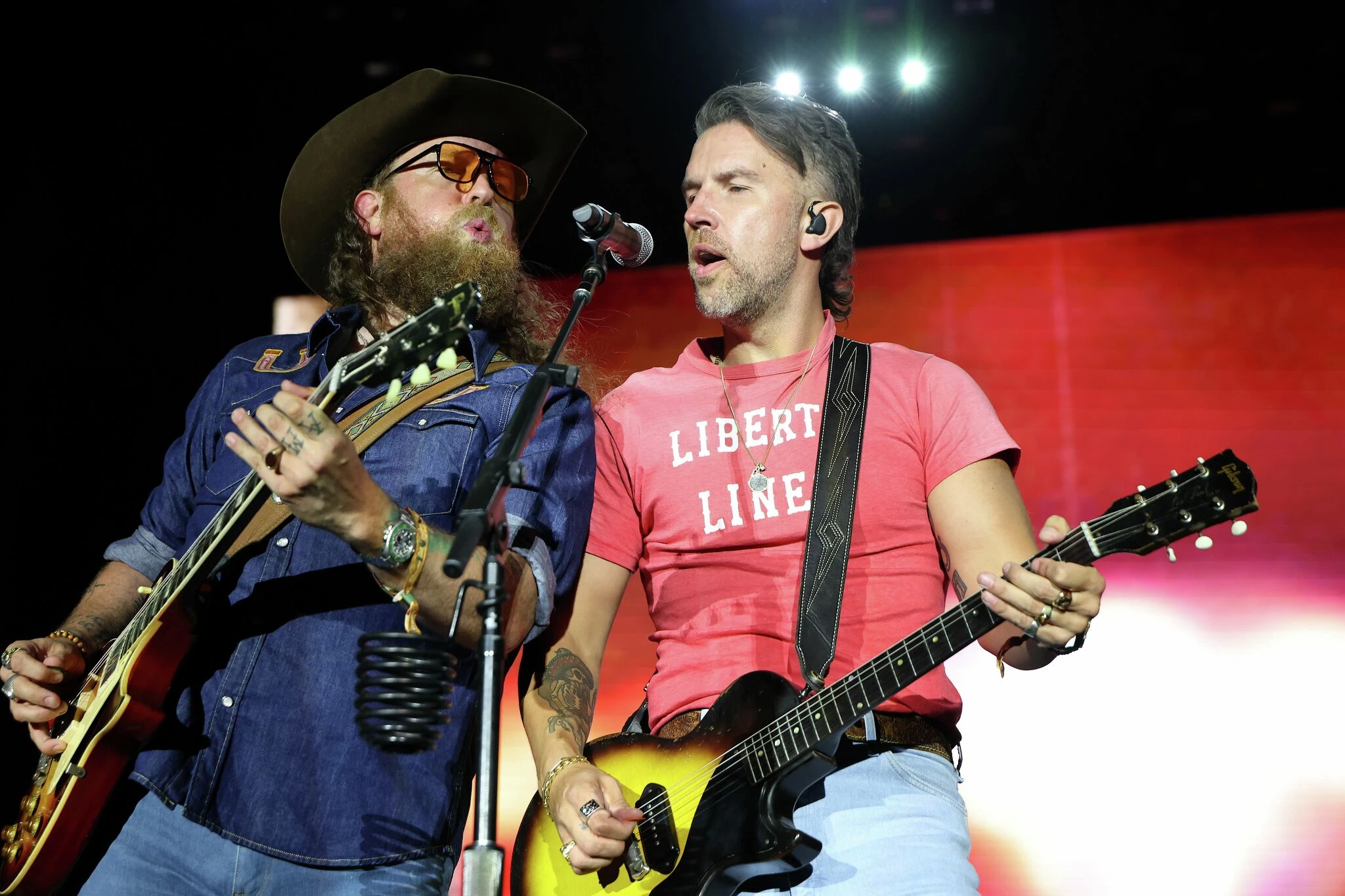 Brothers Osborne's T.J. recalls truck driving in CT ahead of Foxwoods show