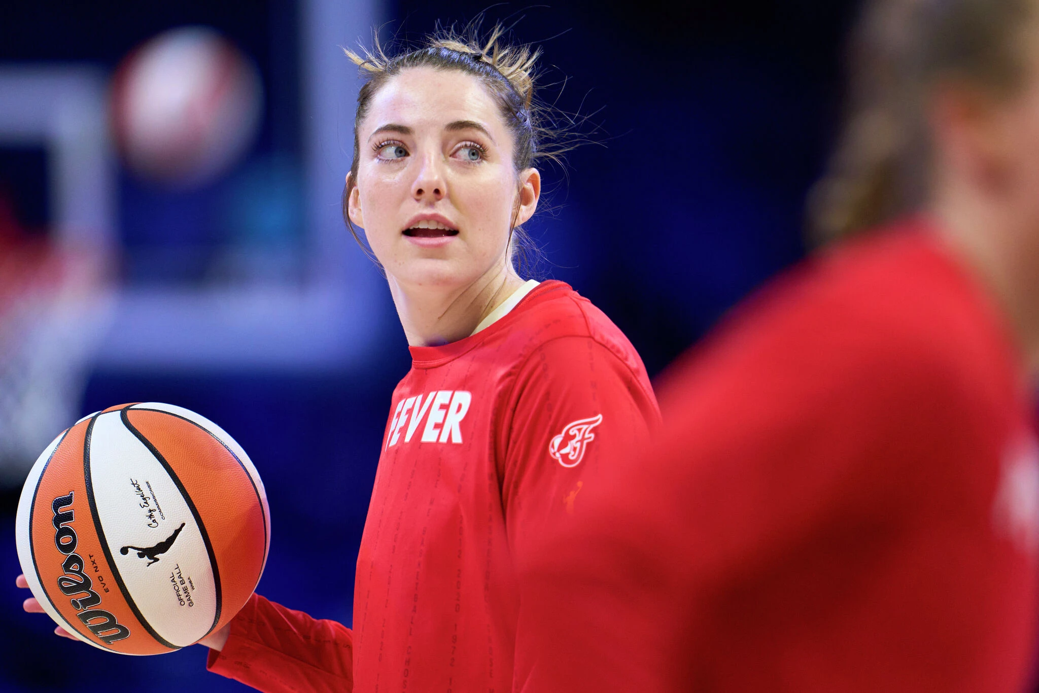 Former UConn star Katie Lou Samuelson receives support following ACL injury