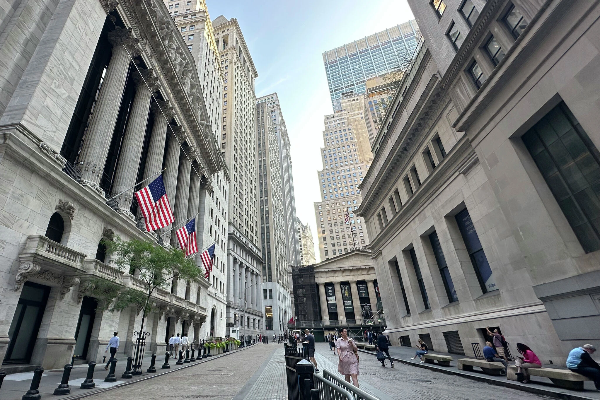 CT wealth managers urge investors to keep calm amid stock market turbulence