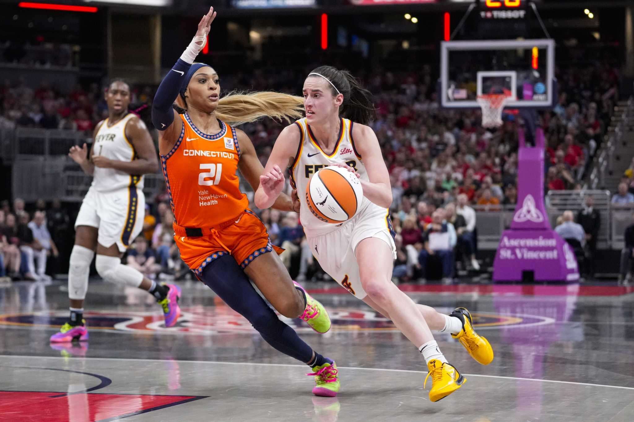 Caitlin Clark and Angel Reese record-setting seasons continue to fuel WNBA Rookie of the Year debate