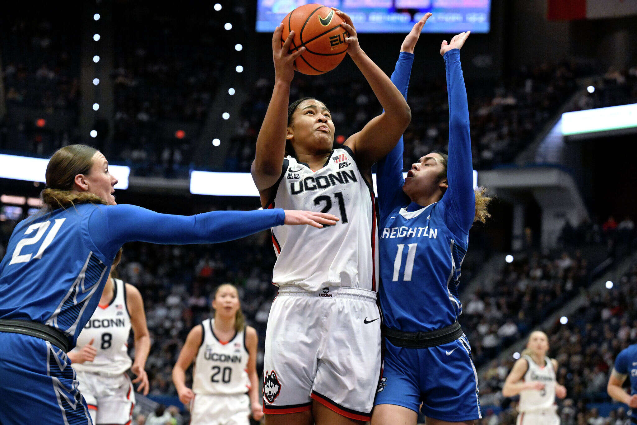 UConn women's basketball defeats Creighton, wins Big East regular season title