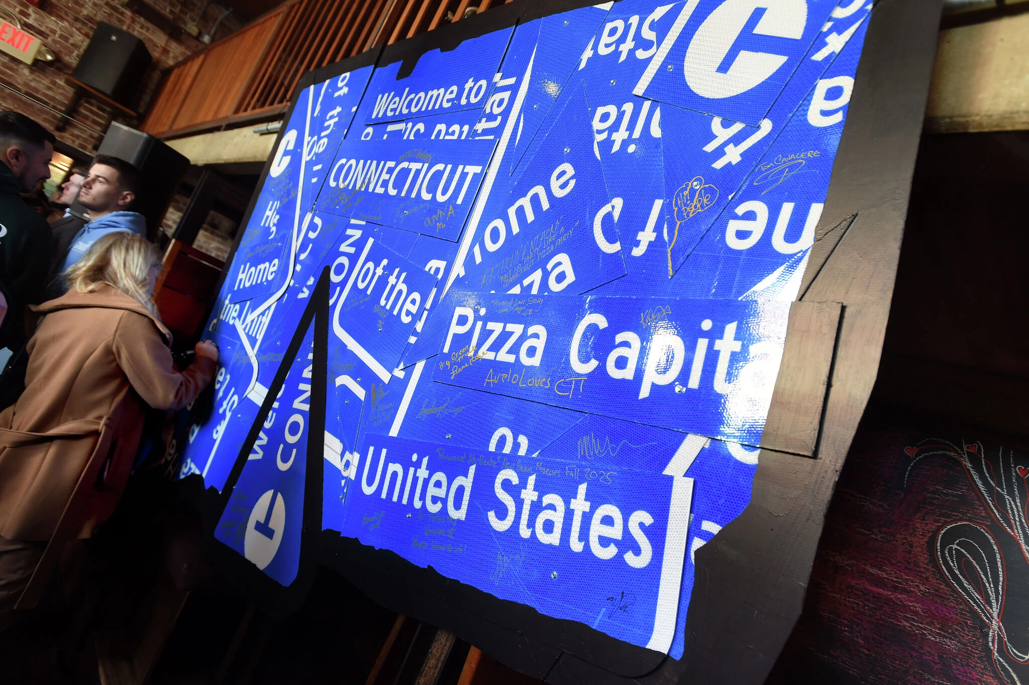 Portland writer ponders if Tweed-to-Portland flights are worth it for the pizza