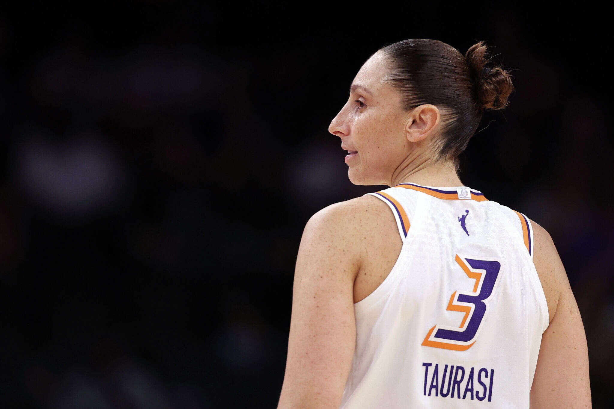 How Diana Taurasi became a mentor for UConn star Paige Bueckers