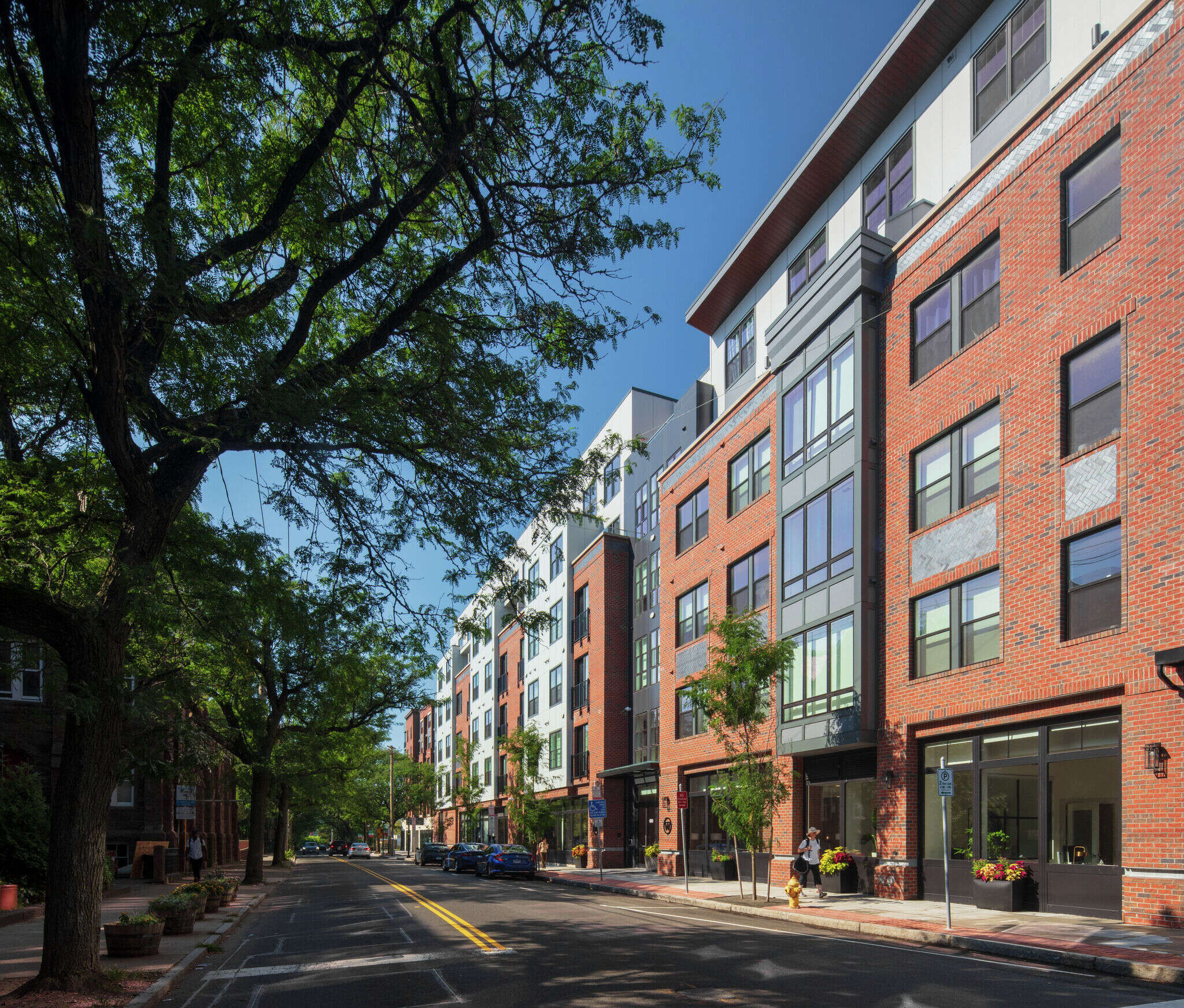 Stamford fund acquires Whit Wooster Square apartments in New Haven