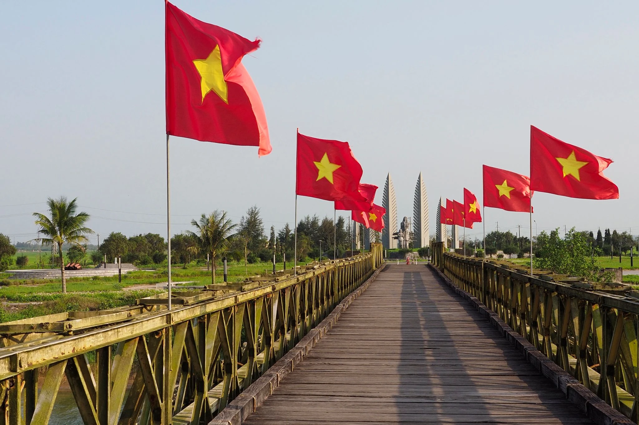 50 years later, Vietnam's battlefields draw retrospective veterans and other tourists
