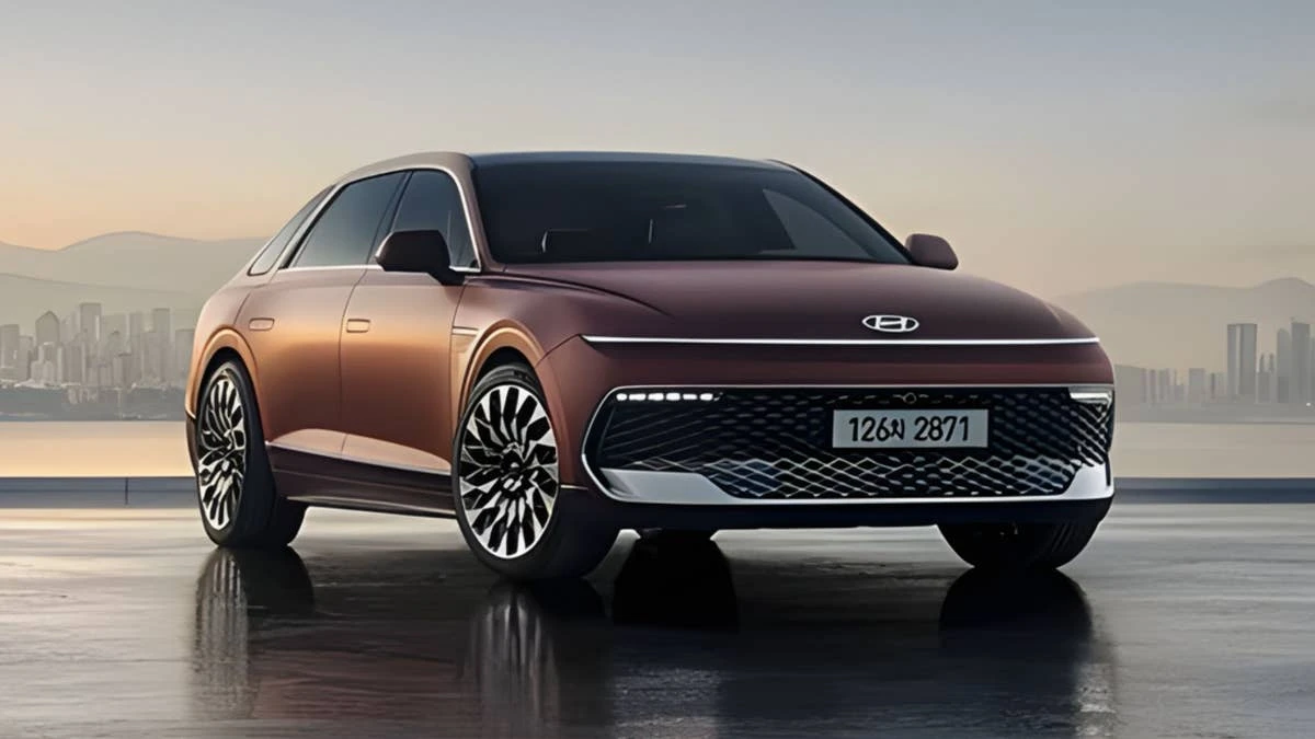 Hyundai Still Makes This Luxury Sedan — And It Just Got Better