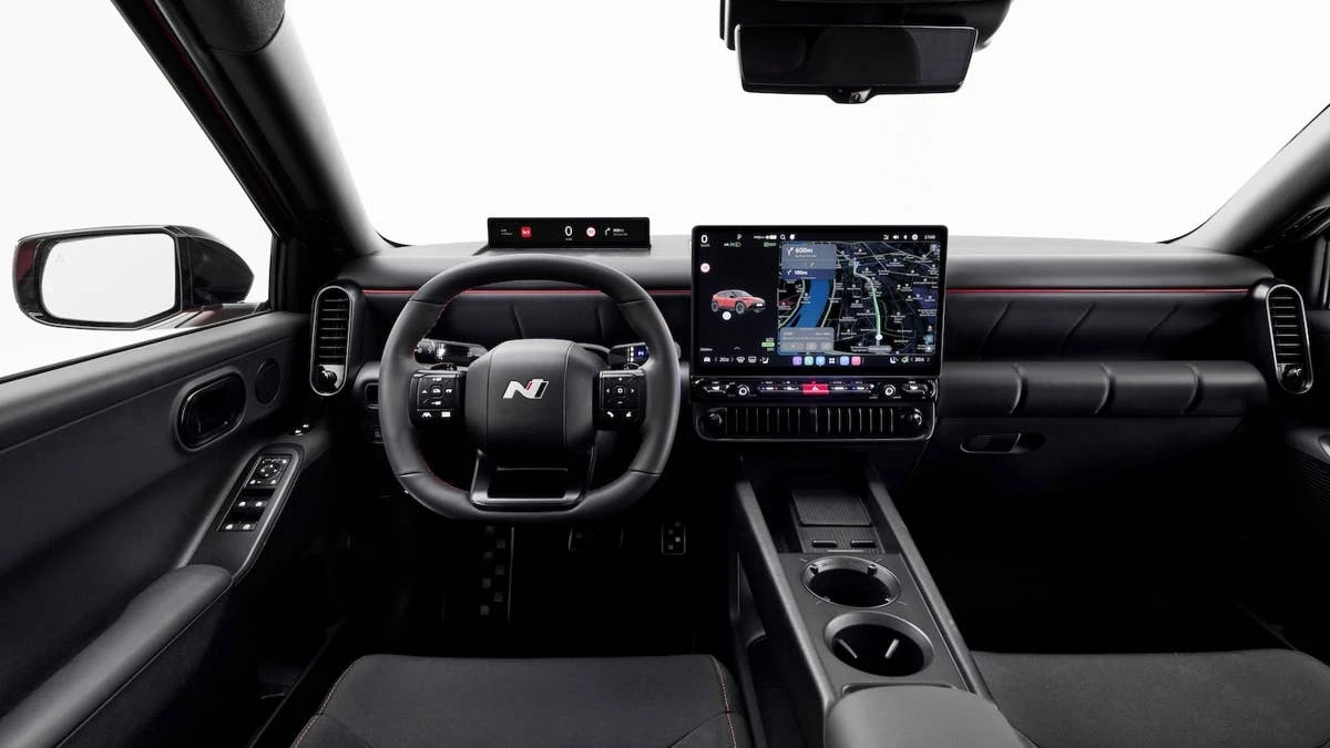 Hyundai Will Keep Real Buttons in Its Next-Gen Cars