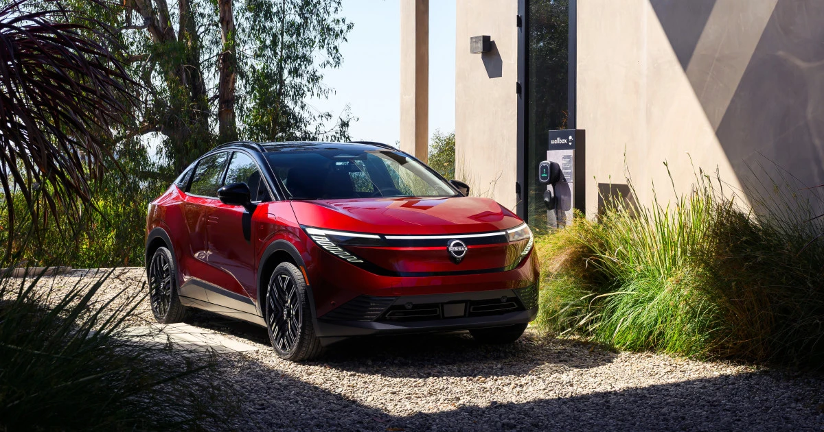 Tough Choice: Nissan’s 2026 Leaf Launches Cheap, but 2025 Unit Are Huge Bargains