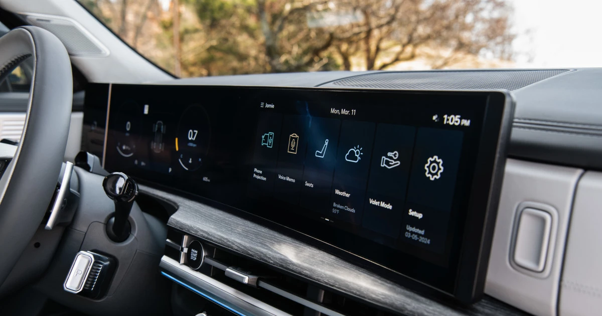 New Study Reveals The Tech Features Drivers Love And Hate