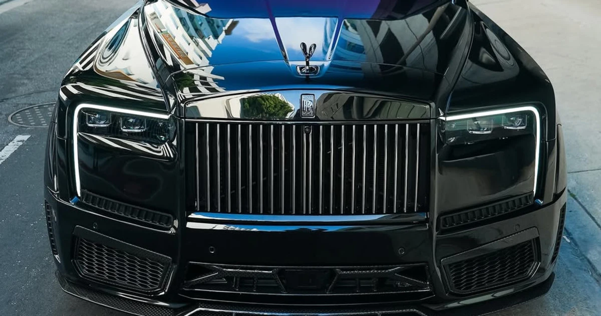 This $100,000 Upgrade Makes The New Rolls-Royce Cullinan Much Sexier