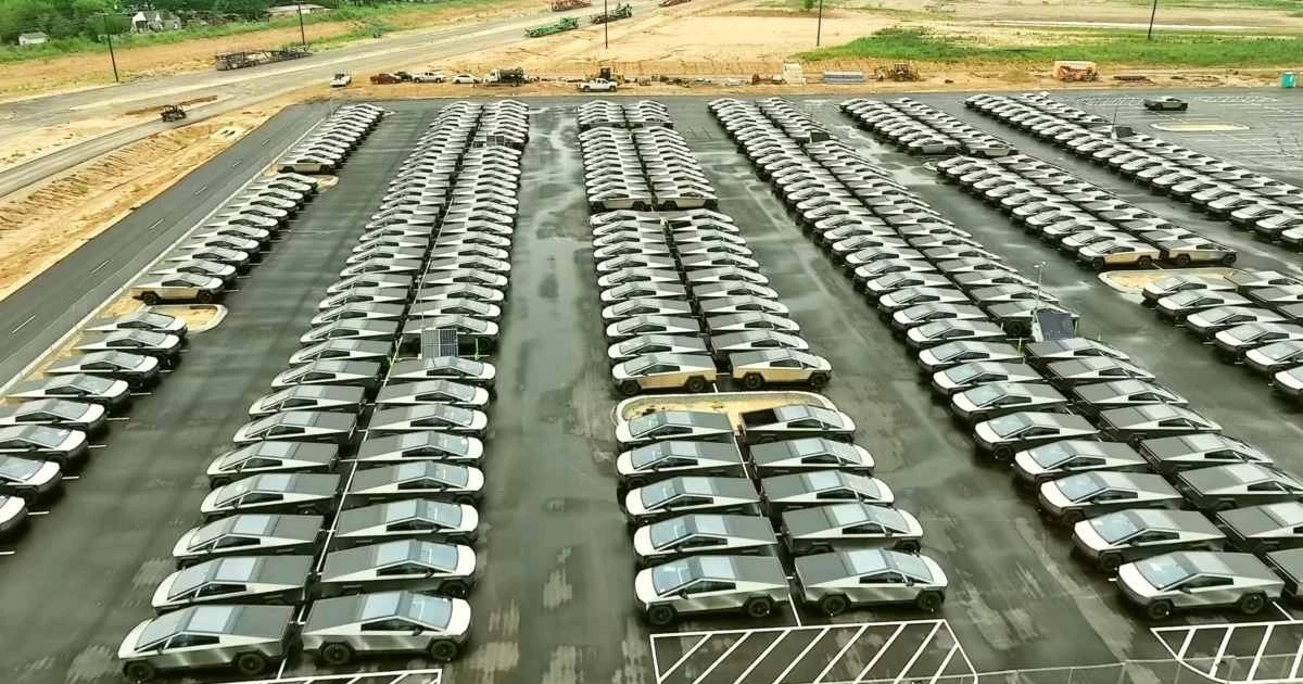 Tesla Pauses Cybertruck, Model Y Production to Cut Backlogs