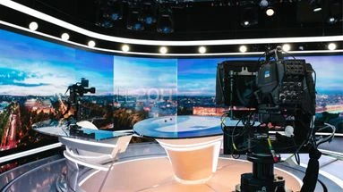 Jean-Baptiste Boursier et Amélie Carrouër prendront le relais d'Audrey Crespo-Mara lors des JT ce week-end