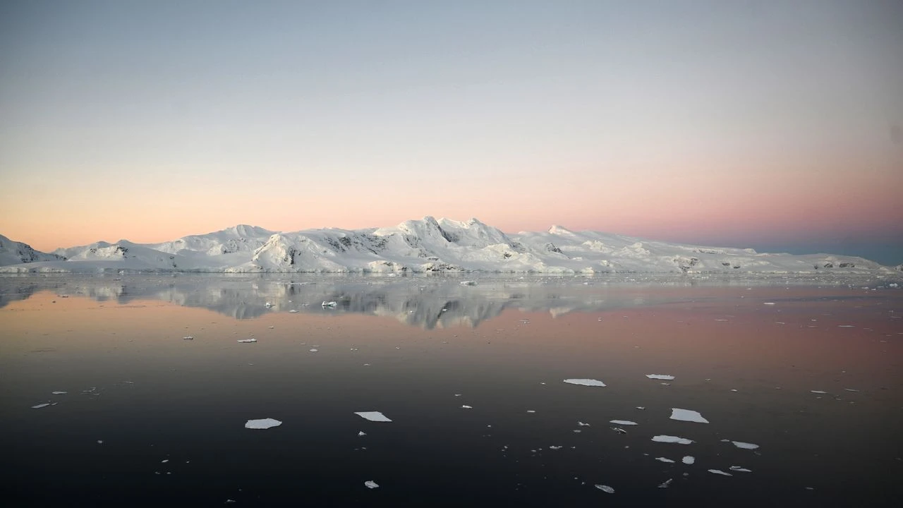 La glace de l'Antarctique n'a jamais autant fondu... et ne parvient pas à se reconstituer