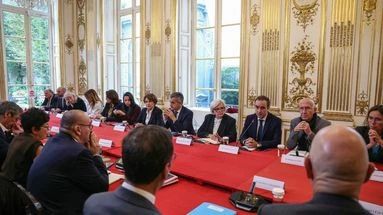 Avec 130 ministres nommés depuis 2022, Emmanuel Macron bat un record d'instabilité politique sous la Ve République