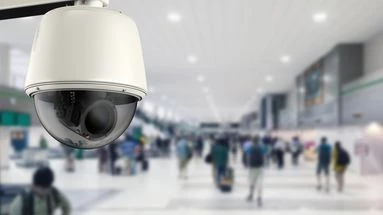 Peut-on demander à voir les images de vidéosurveillance pour retrouver un objet volé à l'aéroport ? Le 13H à vos côtés