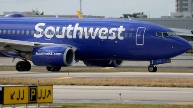 Un pilote d'avion américain contrôlé en état d'ébriété et arrêté juste avant un vol