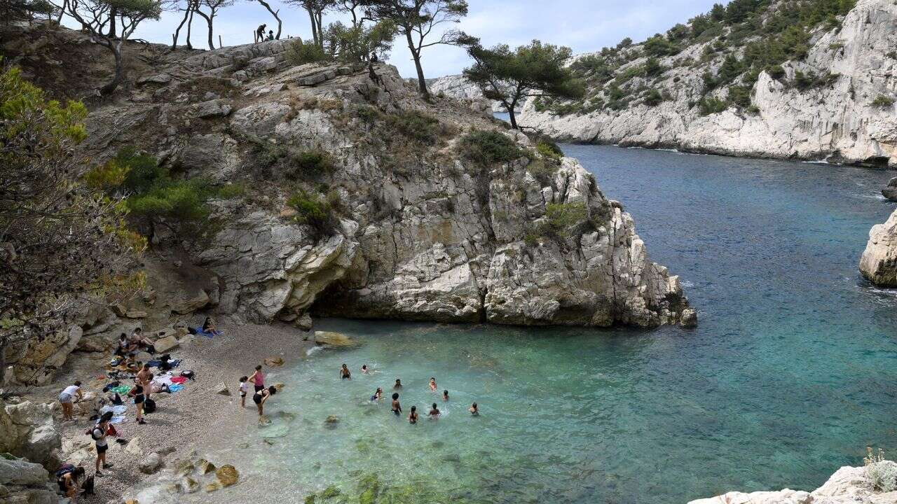 Tourisme de masse : les sites touristiques français qui limitent les visites cet été