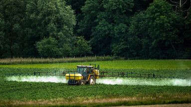 Pesticides : comment la France va atteindre ses objectifs et pourquoi cela pose problème