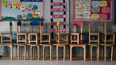 Rentrée scolaire reportée pour orages : faut-il instaurer un congé parental pour catastrophe naturelle ?