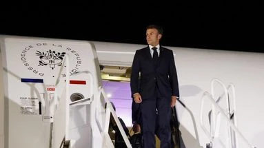 Singapour, Indonésie, Vietnam... Que va faire Emmanuel Macron en Asie ?