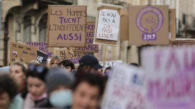 Violences conjugales : 96 femmes victimes de féminicide en 2023, selon le ministère de l'Intérieur