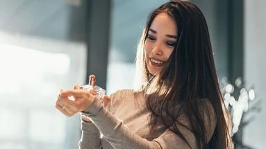 Ne faites plus cette erreur lorsque vous mettez du parfum !
