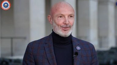 Pourquoi Frank Lebœuf participe-t-il à l'édition spéciale commémorations du Débarquement de TF1 ?