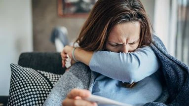 Le Covid-19 continue de progresser, les autres pathologies respiratoires restent stables