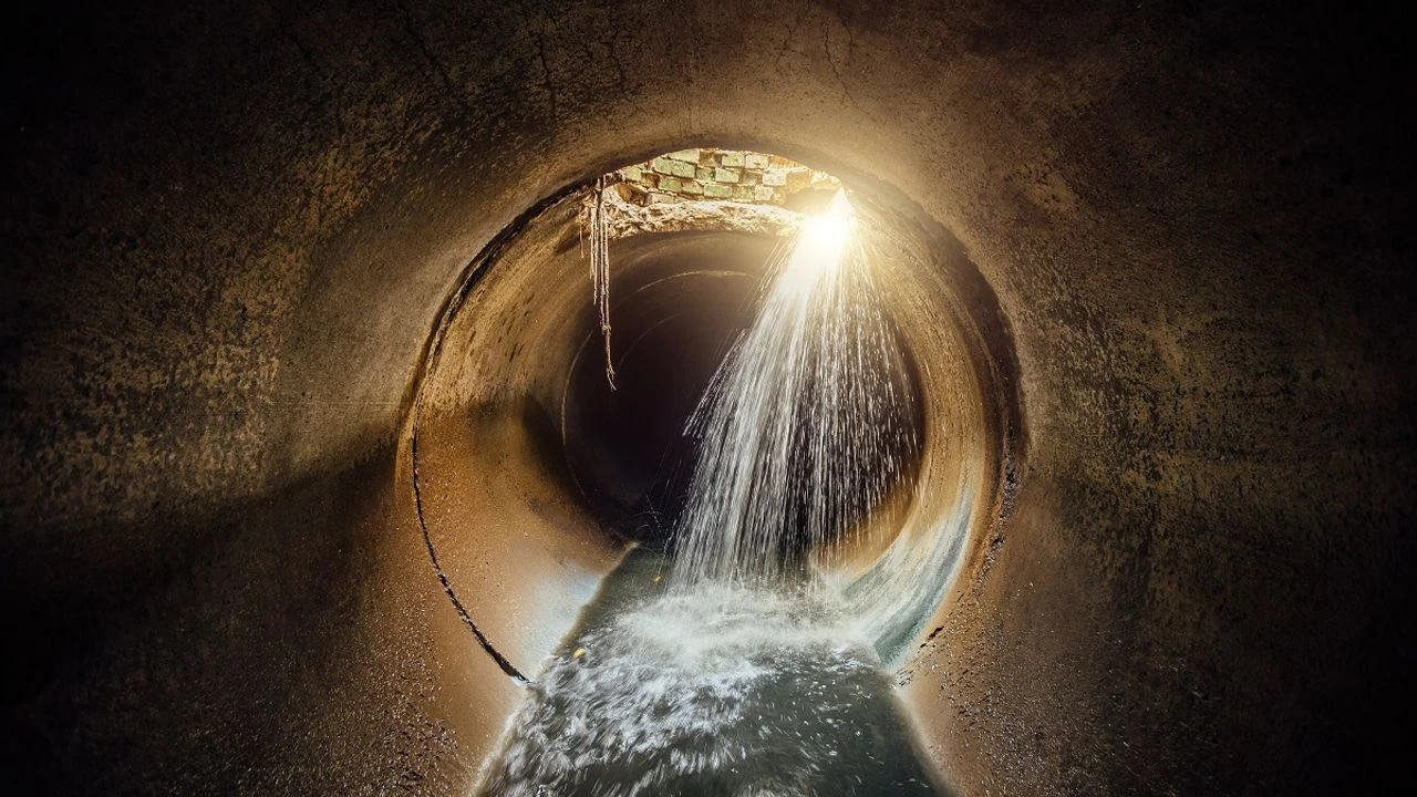VIDÉO - Sécheresse : la réutilisation des eaux usées bientôt facilitée en France