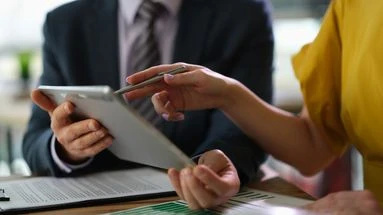 Perte d’autonomie : faut-il anticiper avec une assurance dépendance ?