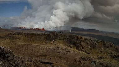 Nouvelle éruption volcanique sur la péninsule de Reykjanes : une ville évacuée, état d'urgence décrété en Islande