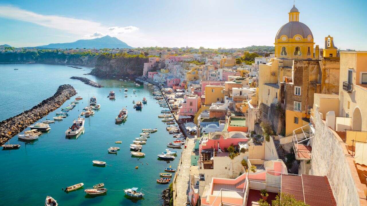 Trésors de Méditerranée : cap sur Procida, l'île italienne des pêcheurs