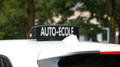 Menaces et dégradations : les délais pour passer son permis de conduire s'allongent, la tension monte dans les auto-écoles