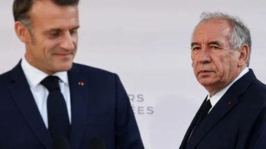 Chute du gouvernement Bayrou : Macron 