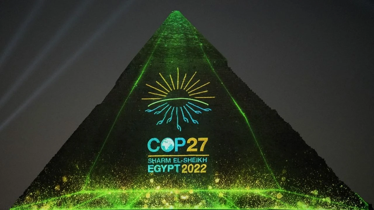 Fonds sur les dégâts climatiques adopté lors de la COP27 : ce que propose cet accord 