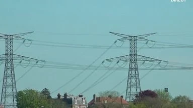 États-Unis : quand l'IA sature le réseau électrique et provoque une hausse des prix pour les habitants
